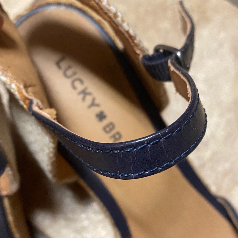 Lucky Brand Navy Espadrille 8N Sandals - Picture 2 of 10